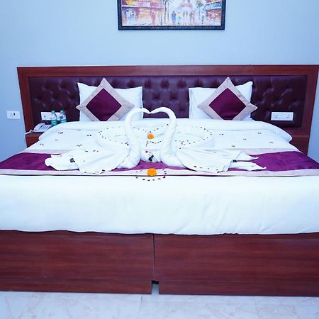 Expomart Inn グレーター・ノイダ 部屋 写真
